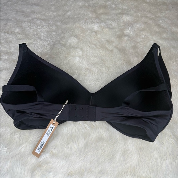 NWT Skims Wireless Form Push Up Plunge Bra Onyx Black Women Size 36DDD - Picture 8 of 12